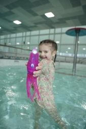 Rozā ūdens rotaļlieta Squiddy