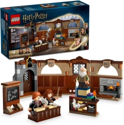 LEGO Harry Potter Cūkkārpas pils: burvestību un zaklīņu stunda
