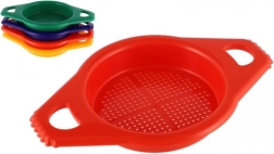 Krāsains plastmasas smilšu siets