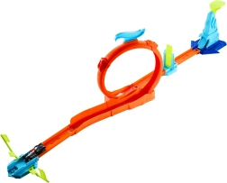 Hot Wheels kaskadieru trase ar šķēršļiem