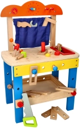 Koka darbnīca mazajiem meistariem ar instrumentiem