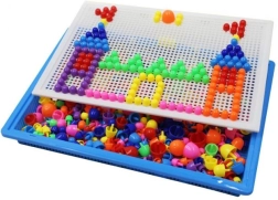 Krāsaina mozaīka ar 296 sēnītēm