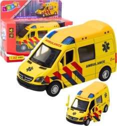 Metāla ātrās palīdzības auto 1:32 ar pull-back piedziņu, gaismām un skaņām – dzeltens