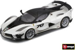Metāla auto modelis Bburago Ferrari FXX-K EVO 2017 1:43 balts/melns