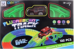 Baterijām darbināma trase ar mašīnīti