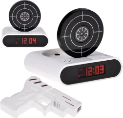 Modinātājs ar šaušanas mērķi un pistoli, spēle un trauksmes ierakstīšana