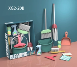 Bērnu uzkopšanas komplekts ar piederumiem