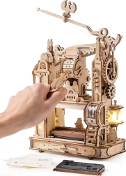 Robotime ROKR izgaismota koka 3D puzle – klasiskais iespiedmašīnas modelis (303 detaļas)