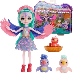 Enchantimals doll Filia Finch with a family of parrots