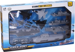 Lidmašīnu bāzes kuģis ar katapultu un zemūdeni