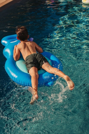 Comfortable lounging and fun on the water