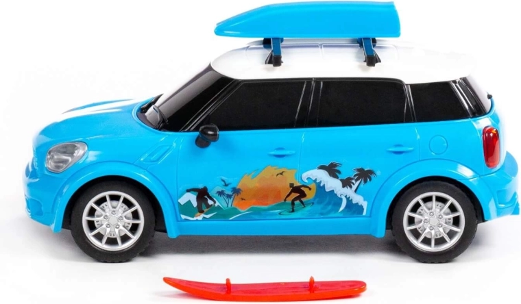 Movable wheels and compact dimensions