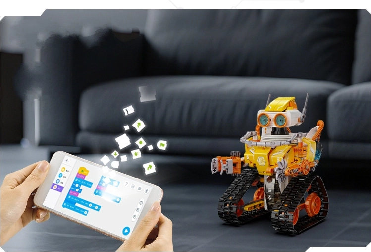 Divējāda vadība: RC 2,4 GHz un mobilā lietotne