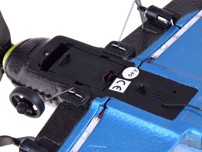 LED apgaismojums un vienkārša USB uzlāde