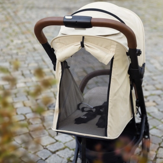 Extendable canopy and summer ventilation