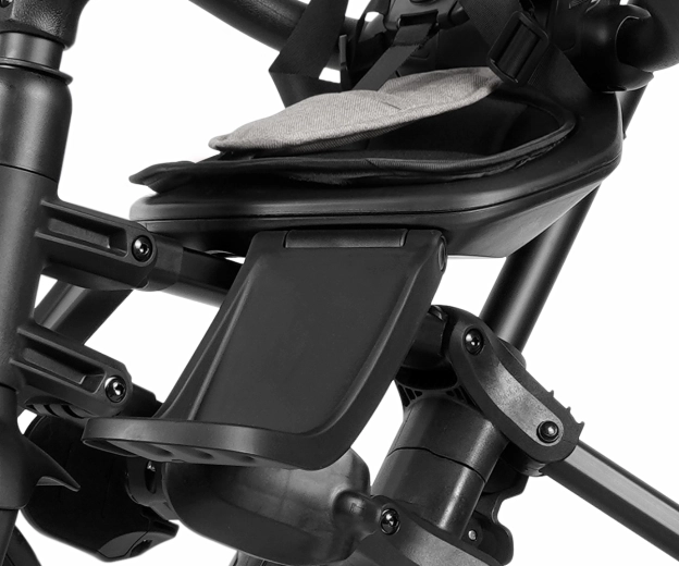 Quiet EVA wheels and thoughtfully designed footrests