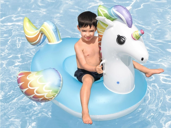 Izklaide bērniem ūdenī