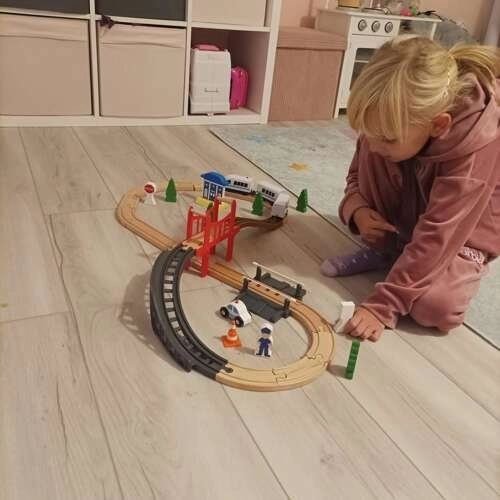 Radošuma veicināšana un sīkās motorikas attīstīšana