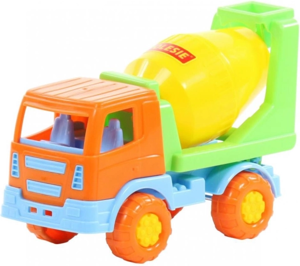 Izturīgs un drošs plastmasas izpildījums