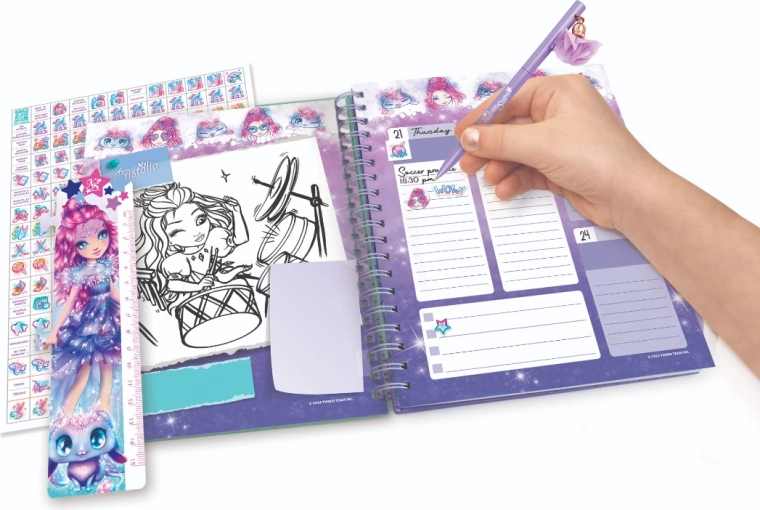 1164 uzlīmes + latviešu valoda lejupielādei caur QR kodu