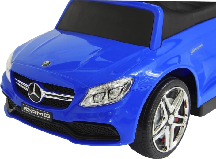 Stabila konstrukcija un Mercedes‑AMG uzticams dizains