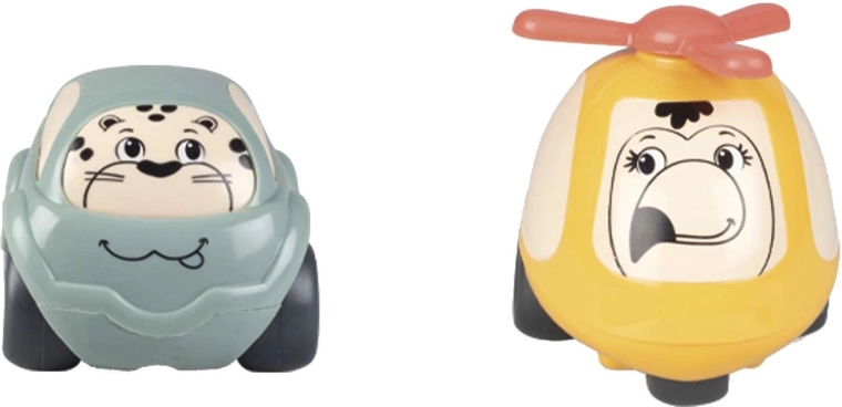 Iekļauta mašīnīte un helikopters