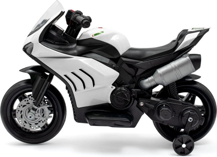 Izklaidējoši efekti un sportisks izskats