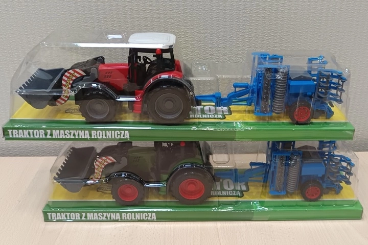 Gazelo tractor with agricultural machine