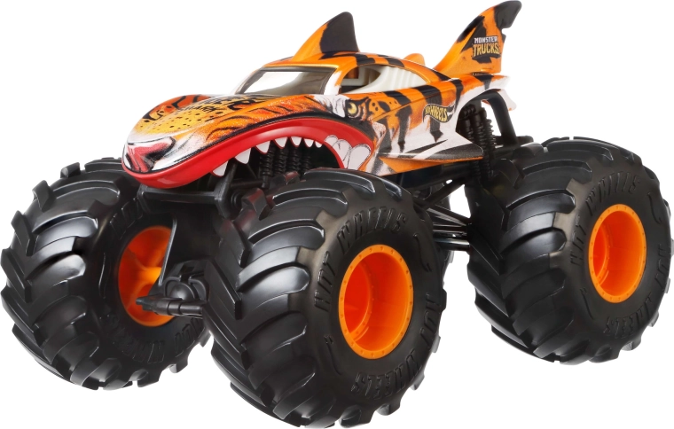 Lieli riteņi un monster truck izskats