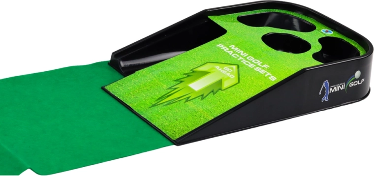 Precizitātes treniņš uz minigolfa rampas