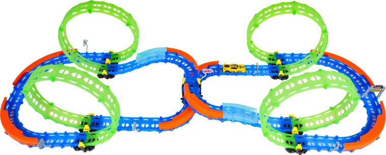 Četras 360° cilpas trikiem