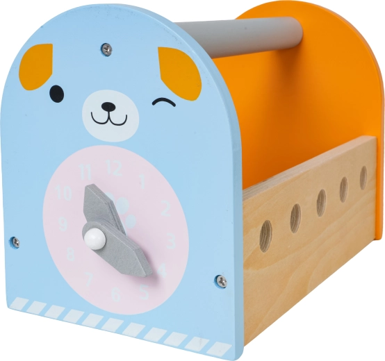 Clock with movable hands