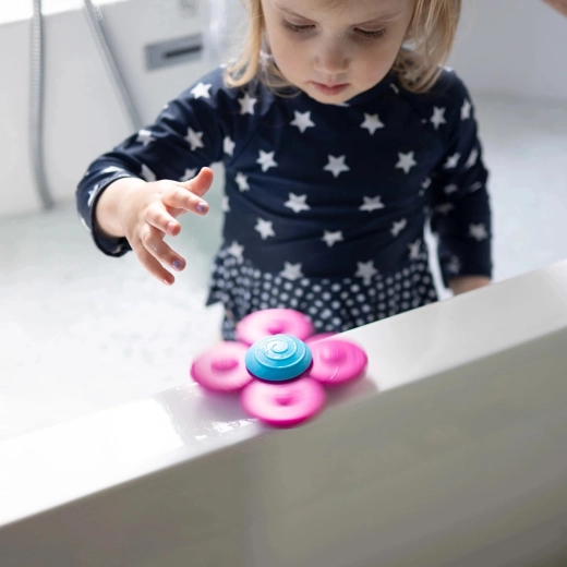 Izklaide vannā un sausumā