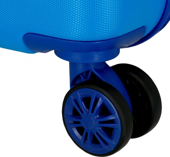4 dubultie riteņi ar 360° rotāciju