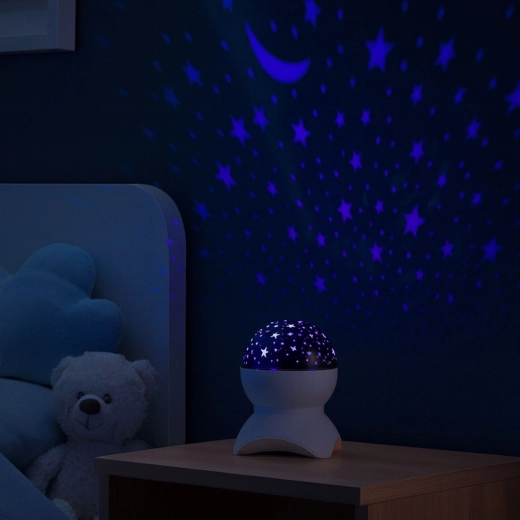 Zvaigžņotas debesis rokas stiepiena attālumā