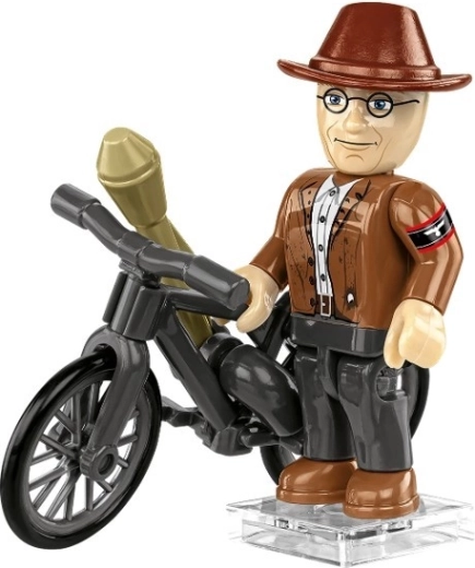 Motorcycle and equipment for dynamic play