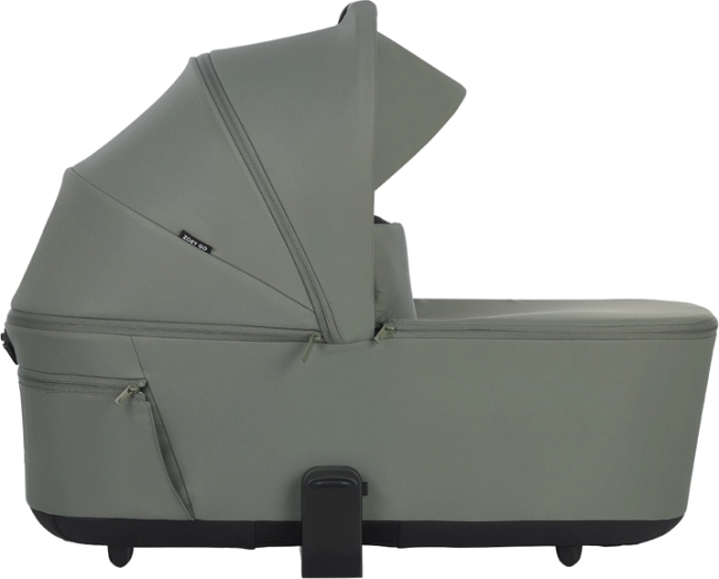 Premium foldable carrycot with anti-reflux system
