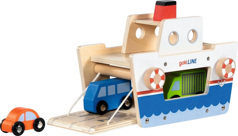 Komplektā ir 3 koka transportlīdzekļi