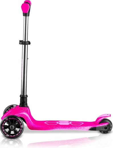 Grows with your child: height-adjustable handlebars