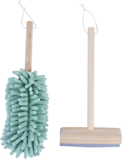 Tools for cleaning role play