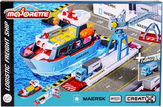 Majorette loģistikas osta MAERSK ar kravas kuģi un transportlīdzekli