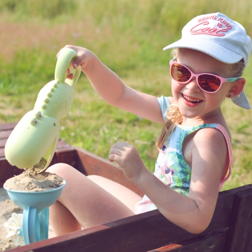 Ergonomisks mazām rociņām