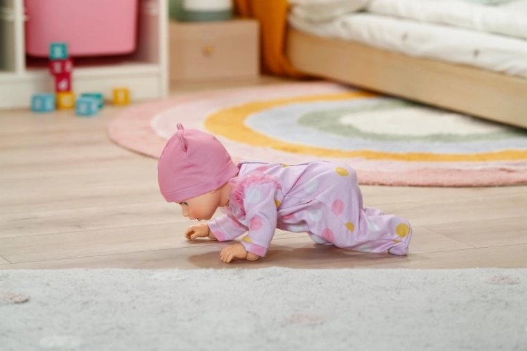 Prot rāpot kā īsts mazulis