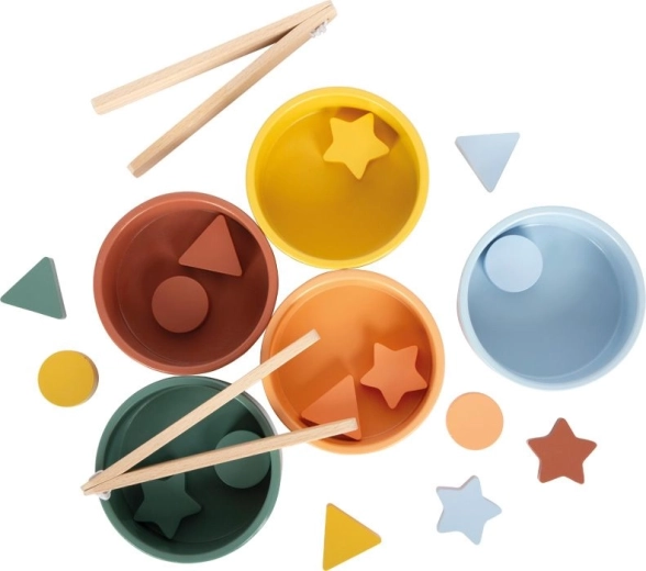 Learning through play with colorful bowls