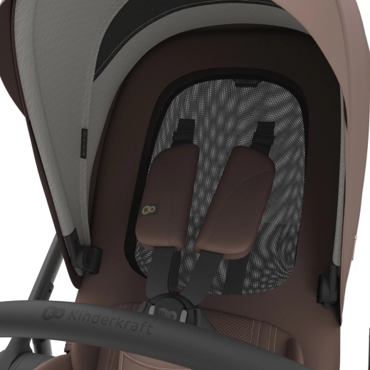 Comfort in hot weather thanks to the breathable mesh panel