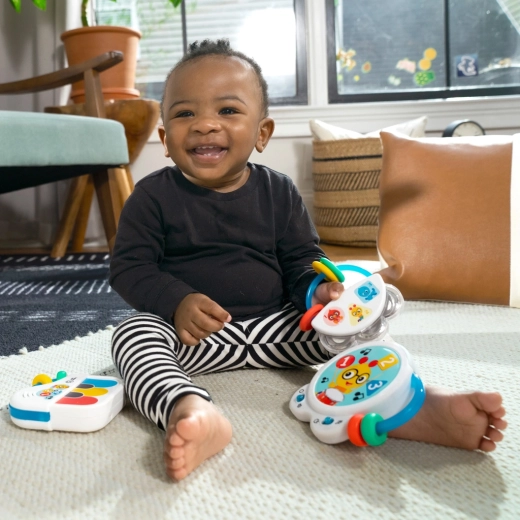 Two play modes for creative play