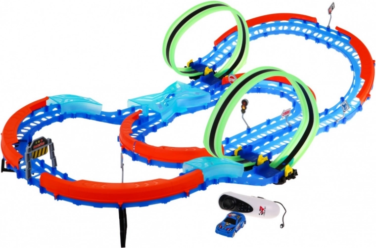 Divas 360° cilpas adrenalīna pilnam braucienam