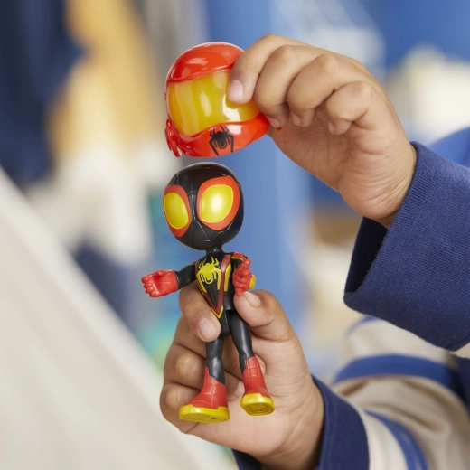 Removable helmet for more play options