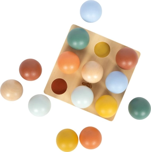 Montessori spēle krāsu šķirošanai un atklāšanai