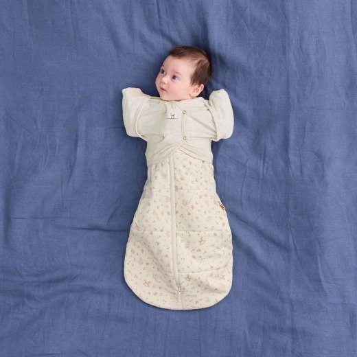Two-way zip for easy nappy changes